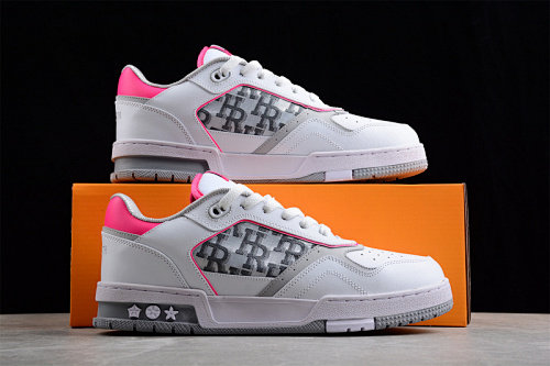 Louis Vuitton Trainer - 183043489