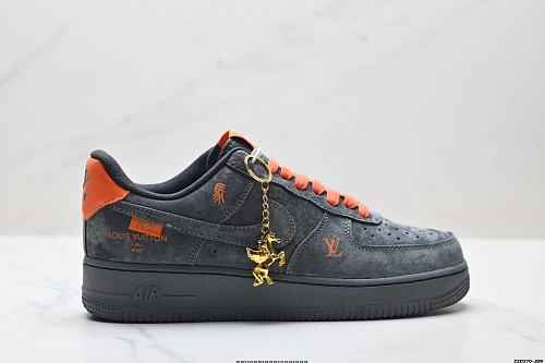 Footwear 241807960