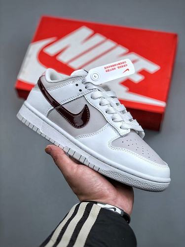 Footwear 241809053