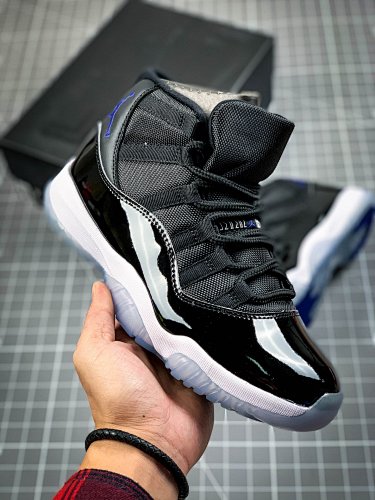 Air Jordan 11 - 184575362