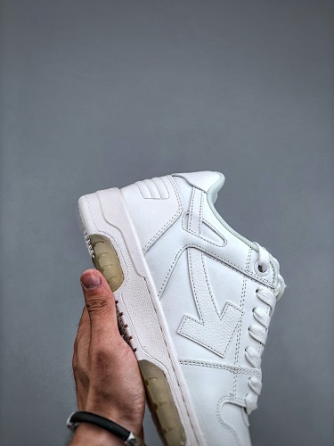 OFF-WHITE Out of Offce - 193587993